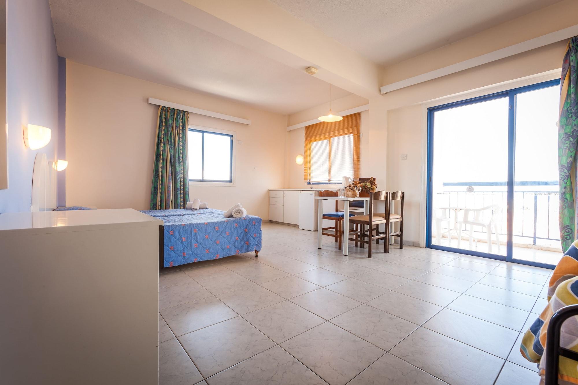 Crown Resorts Elamaris Protaras Dış mekan fotoğraf