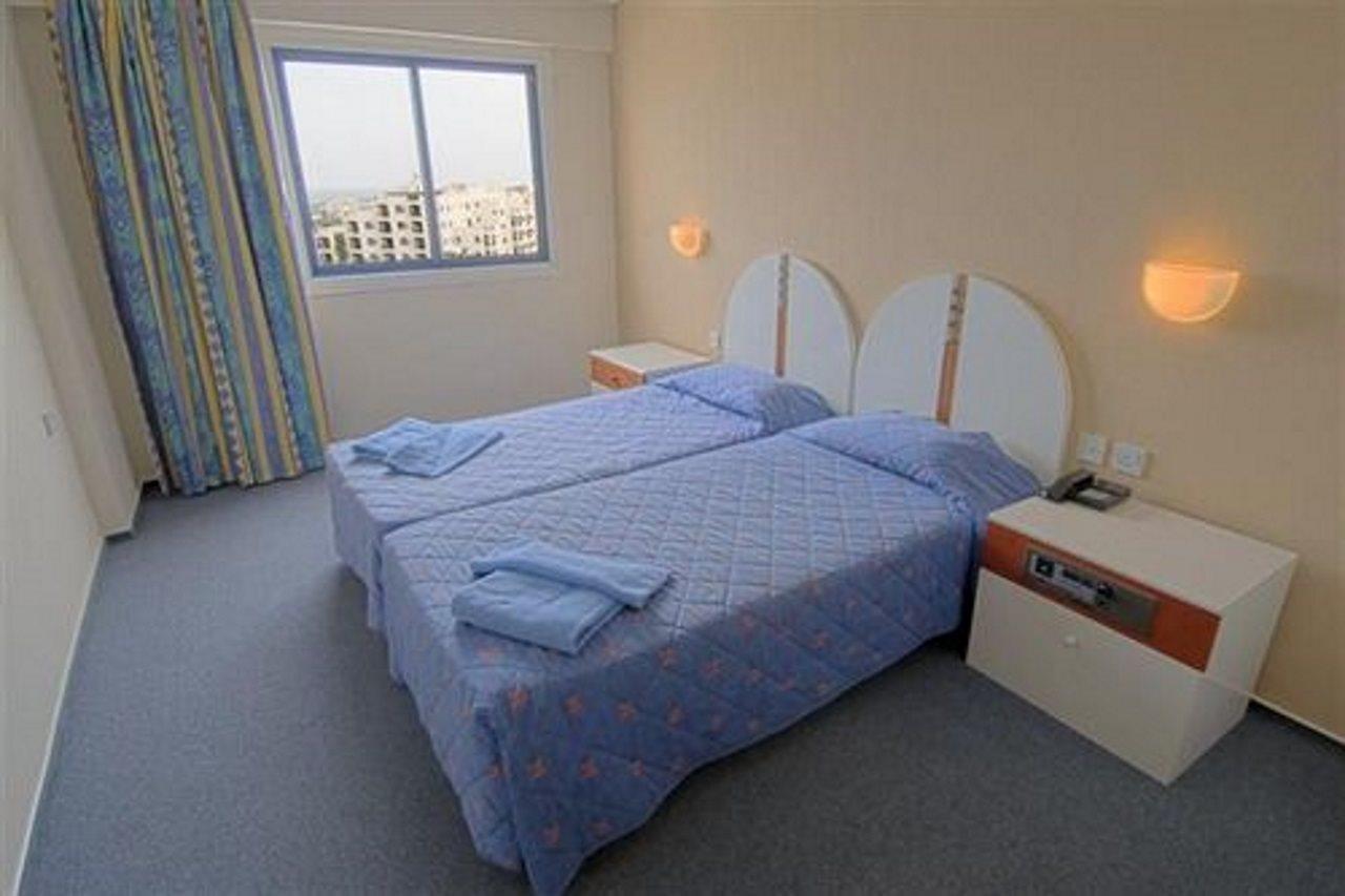 Crown Resorts Elamaris Protaras Dış mekan fotoğraf